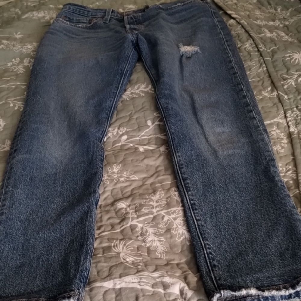 Levi’s 501 Skinny  Premium Jeans Price – 27x30, Frayed Details & Light Distress